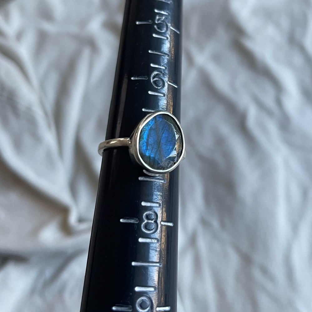Sterling Silver Labradorite Ring
